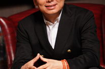 李厚霖,从钻石王老五到慈善行者，商业奇才的蜕变之路