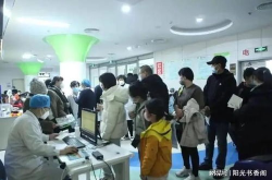 儿童医院人满为患 国家卫健委回应,国家卫健委积极应对，多措并举保障儿童健康